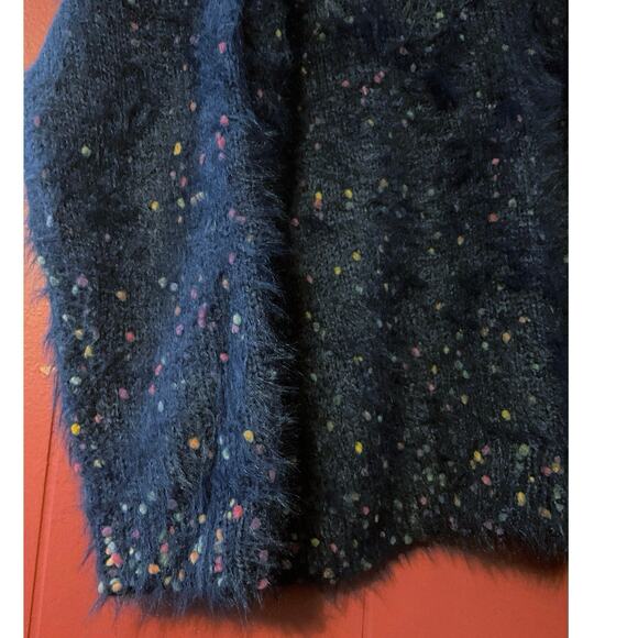 NEW Davi & Dani Size Large Blue Fuzzy Sweater - Picture 3 of 13